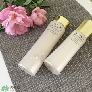 悅薇水乳滋潤和清爽哪個好？悅薇水乳滋潤和清爽區(qū)別