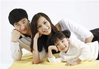 孩子長的像爹還是像媽？遺傳學(xué)解釋孩子的長相遺傳