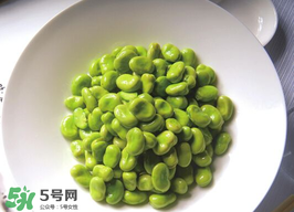 蠶豆和牛奶可以同吃嗎？吃蠶豆可以喝牛奶嗎？