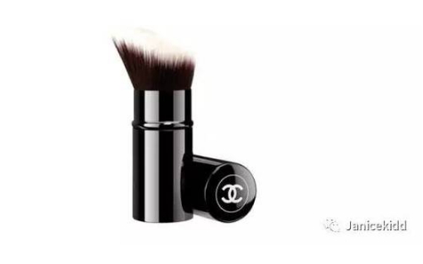 香奈兒伸縮粉底刷多少錢？香奈兒伸縮粉底刷怎么樣？