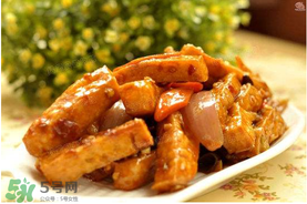 洋蔥和豆腐能一起吃嗎？洋蔥和豆腐可以一起吃嗎？