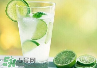 檸檬水什么時候喝最好？檸檬水什么時間喝最好