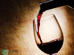 花甲和紅酒能一起吃嗎？吃花甲能喝紅酒嗎？