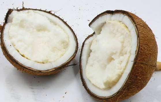 椰子怎么吃？如何吃到椰子肉