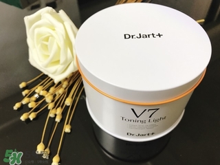 蒂佳婷素顏霜怎么樣？蒂佳婷素顏霜好用嗎