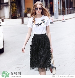 6月份穿什么衣服？六月份穿衣搭配