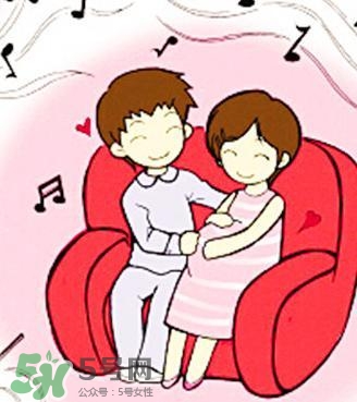 孕婦摸肚子對胎兒有什么危害嗎？孕婦摸肚子的正確方法？