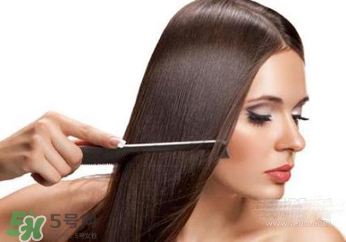 發(fā)膜能當(dāng)護(hù)膚素用嗎？發(fā)膜和護(hù)發(fā)素哪個(gè)先用？