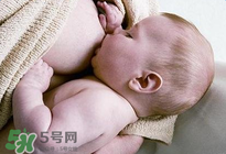 哺乳期奶水時(shí)多時(shí)少是什么原因？哺乳期奶水時(shí)多時(shí)少怎么辦？