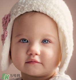 寶寶濕疹可以涂郁美凈嗎？ 寶寶濕疹涂什么管用？