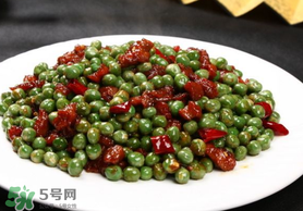 豌豆和牛肉能一起吃嗎？豌豆能和牛肉一起吃嗎？