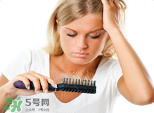 產(chǎn)后脫發(fā)自己會(huì)痊愈嗎？產(chǎn)后脫發(fā)怎么治療改善？