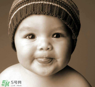 寶寶遲遲不肯說話該怎么辦？寶寶說話晚的正確引導辦法