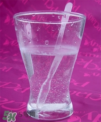 曼秀雷敦新碧防曬霜哪款好用？新碧防曬霜價格表