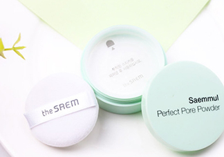 the saem得鮮散粉和悅詩(shī)風(fēng)吟散粉哪個(gè)好？得鮮散粉和悅詩(shī)風(fēng)吟對(duì)比