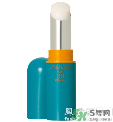 防曬唇膏要卸妝嗎？防曬潤唇膏要卸妝嗎