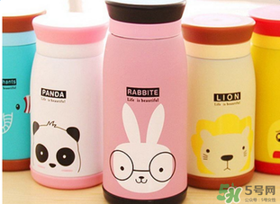 兒童水杯什么牌子好？?jī)和膫€(gè)牌子好？