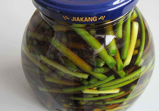怎樣腌蒜苔容易儲(chǔ)存？怎樣腌蒜苔放的時(shí)間長
