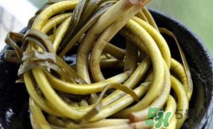 蒜薹怎么腌？腌蒜臺的家常做法大全