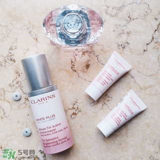 嬌韻詩淡斑小瓷瓶怎么用?嬌韻詩淡斑小瓷瓶使用方法