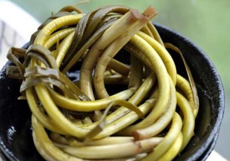 蒜薹怎么腌？腌蒜臺(tái)的家常做法大全