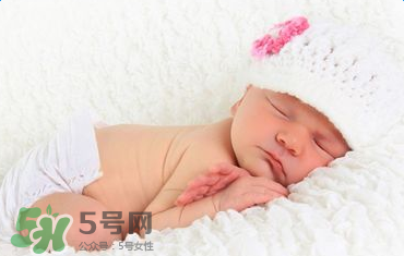 寶寶護臀膏用到多大？寶寶護臀膏多大開始用？