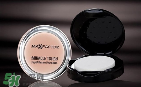 蜜絲佛陀粉底霜和粉底液哪個(gè)好?蜜絲佛陀粉底霜和粉底液區(qū)別 蜜絲佛陀粉底霜和粉底液哪個(gè)好?蜜絲佛陀粉底霜和粉底液區(qū)別