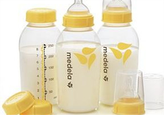 儲(chǔ)奶瓶好還是儲(chǔ)奶袋好？儲(chǔ)奶瓶和儲(chǔ)奶袋哪個(gè)好？
