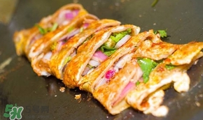 烤冷面為什么這么好吃？為什么叫烤冷面