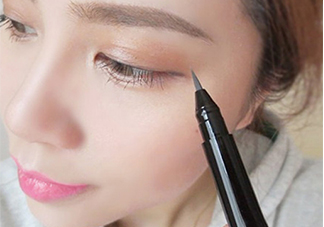 veecci唯資水眉筆怎么樣？唯資水眉筆色號試色