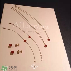 梵克雅寶項鏈?zhǔn)鞘裁床馁|(zhì)？vca項鏈?zhǔn)屈S金的嗎
