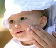 寶寶防曬霜怎么洗？寶寶防曬霜需要卸妝嗎？