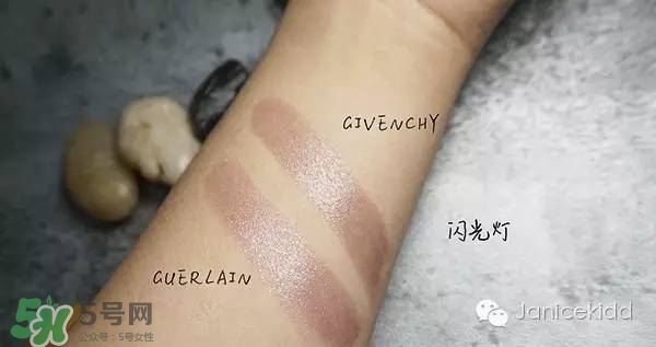 紀梵希禁忌之吻16和嬌蘭小黑裙007區(qū)別對比