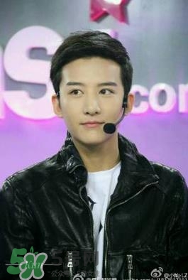 經(jīng)典《梁?！穼⒎?祝英臺(tái)居然是個(gè)男的！