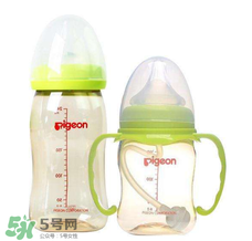 硅膠奶瓶和玻璃奶瓶哪個(gè)好？硅膠奶瓶和玻璃奶瓶對(duì)比