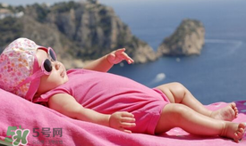 寶寶曬太陽(yáng)怎么曬？最佳的曬太陽(yáng)時(shí)間