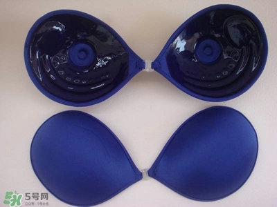 硅膠內(nèi)衣可以帶上飛機(jī)嗎？硅膠內(nèi)衣可以托運(yùn)嗎？