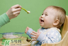 寶寶吃米粉會(huì)上火嗎？寶寶吃米粉會(huì)出現(xiàn)上火嗎？