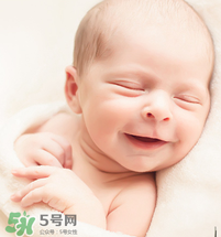 嬰兒蚊香液對(duì)寶寶有害嗎？嬰兒蚊香液能不能給寶寶用