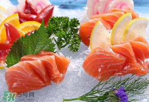 三文魚放冷藏還是冷凍？三文魚冷藏好還是冷凍好？