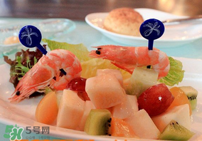 甜瓜和蝦能一起吃嗎？吃蝦還可以吃甜瓜嗎？