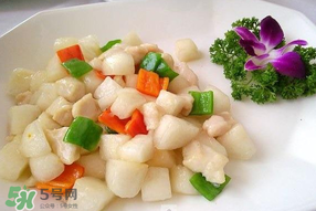 甜瓜和蝦能一起吃嗎？吃蝦還可以吃甜瓜嗎？