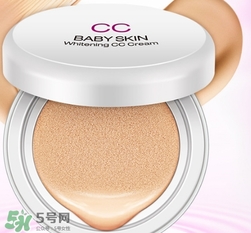 用cc霜之后要用散粉嗎？用cc霜之后要用蜜粉定妝嗎？