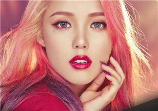 美妝博主pony結(jié)婚了嗎？ pony老公是誰(shuí)？