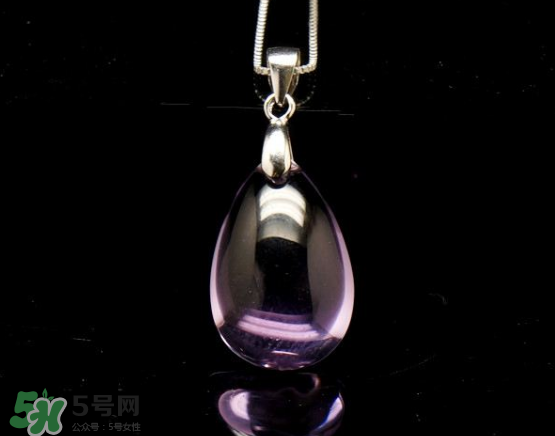 母親節(jié)送什么項(xiàng)鏈？2017年母親節(jié)項(xiàng)鏈推薦