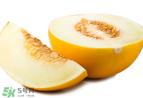 甜瓜和海鮮能一起吃嗎？吃海鮮能吃香瓜嗎？