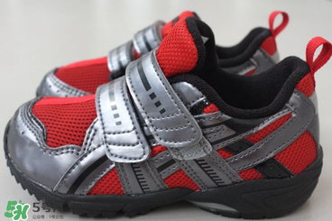 Asics是什么牌子?Asics是哪個(gè)國(guó)家的品牌？