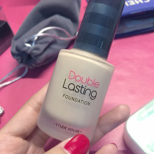 混干皮基礎(chǔ)護(hù)膚用什么護(hù)膚品好 混干皮基礎(chǔ)護(hù)膚用什么護(hù)膚品好