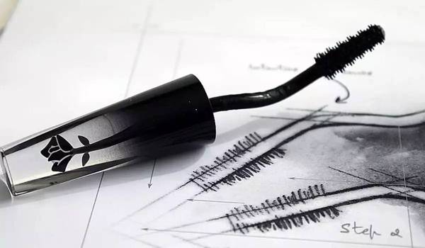 紀(jì)梵?？烧郫B睫毛膏怎么樣？紀(jì)梵?？烧郫B睫毛膏多少錢？