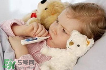 寶寶發(fā)燒多久能退？寶寶發(fā)燒燒多久？